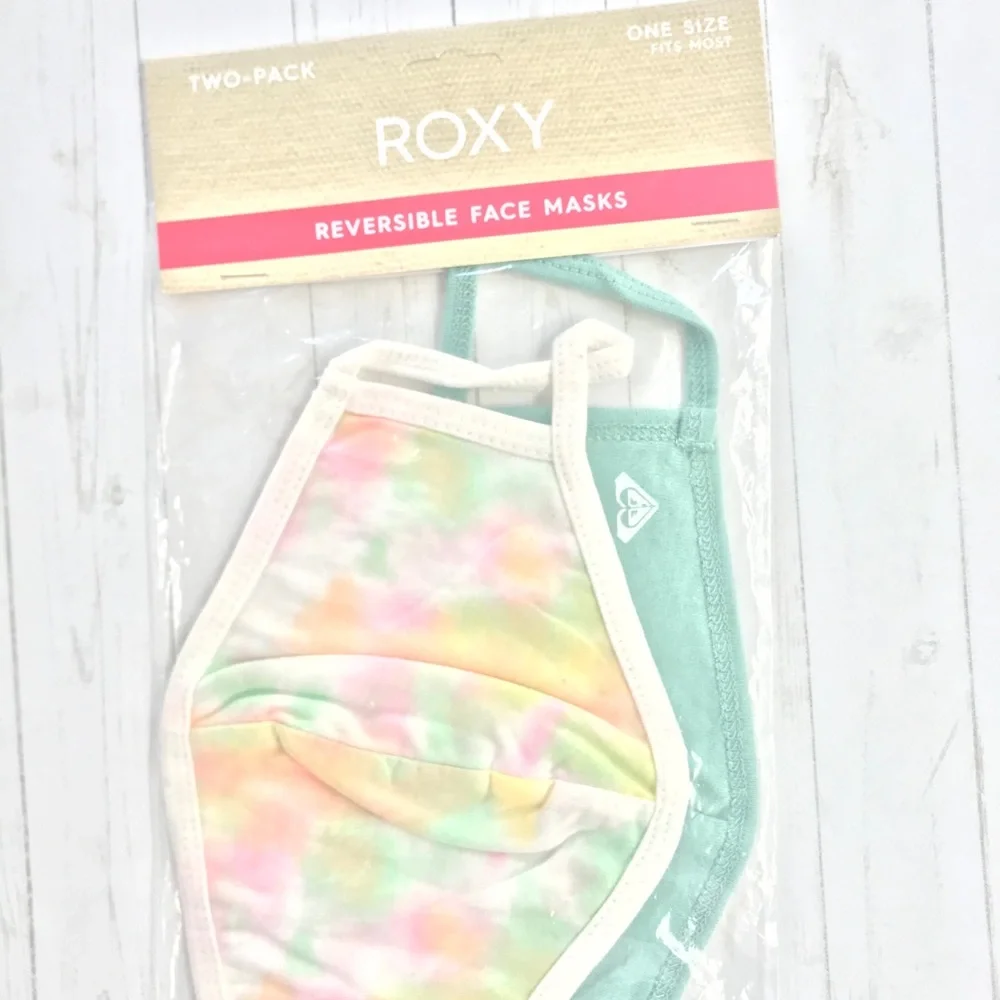 🎉NWT Roxy Women’s Face Mask Set 🎉